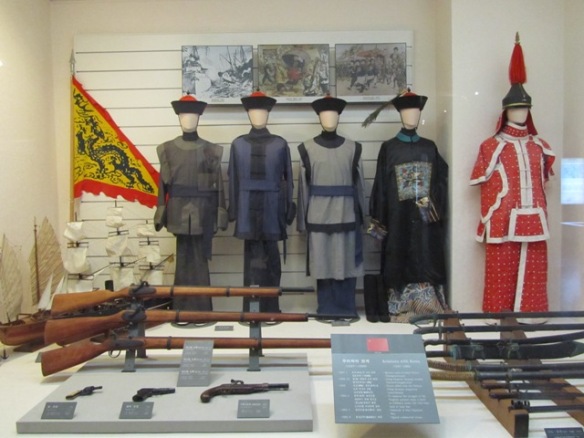 chinese-uniforms